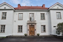 Vierailimme myös Mannerheim-museossa Kaivopuistossa.