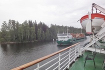 Puutavaraa tulee vastaan