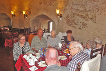 Pyöreen tornin hämärässä